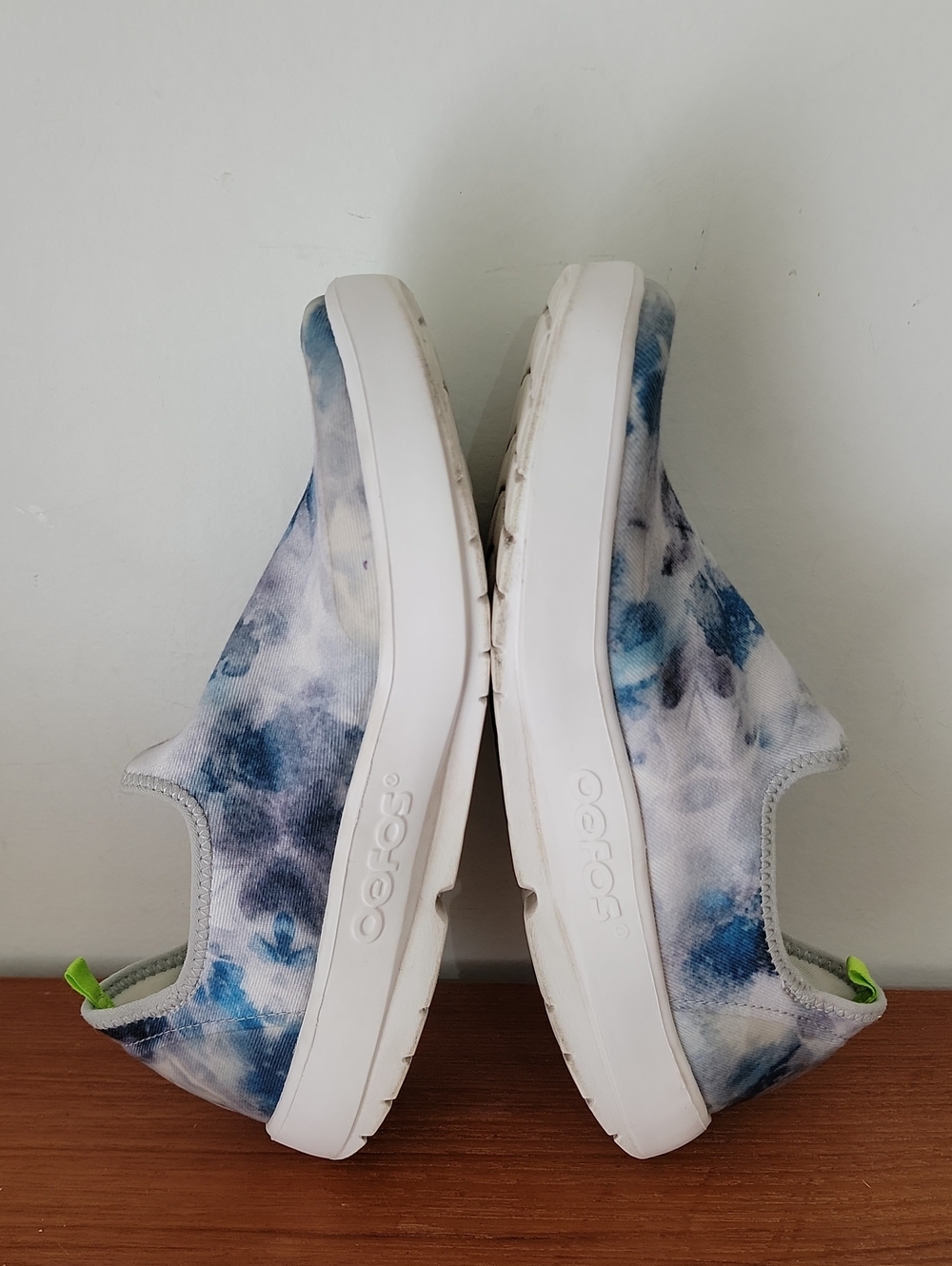 OOFOS sz8 - Picture 5 of 8